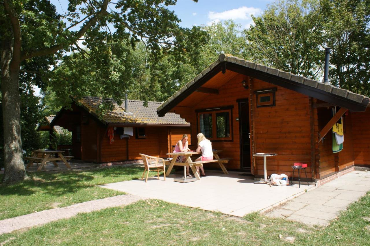 Camping Scheldeoord Baarland 객실 사진